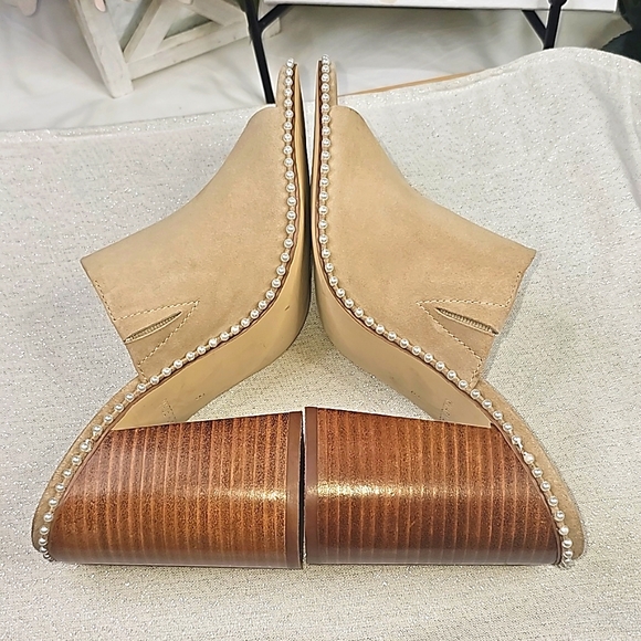 Steve Madden Slip On Block Heels Elegant Wear Career Office Wear - Picture 7 of 15